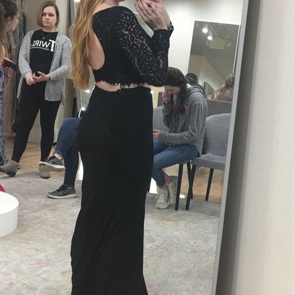 prom dress - Picture 3 of 7